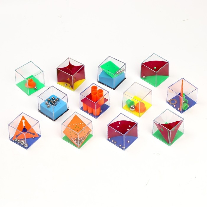 Головоломка лабиринт с шариком «Ай-кью повысин», МИКС, в шоубоксе Головоломка лабиринт с шариком «Ай-кью повысин», МИКС, в шоубоксе