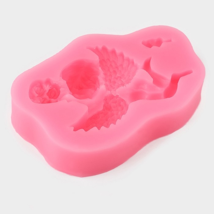 Молд «Ангел с букетом», силикон, 9,3×6×1,9 см, цвет розовый Молд «Ангел с букетом», силикон, 9,3×6×1,9 см, цвет розовый