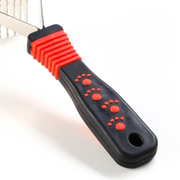 Колтунорез-грабли, 9 лезвий, с косточками на ручке, чёрно-красный Колтунорез-грабли, 9 лезвий, с косточками на ручке, чёрно-красный