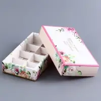 Коробка складная для 8 конфет без окна &laquo;С любовью&raquo;, 9.8&times;17.7&times;3.5 см