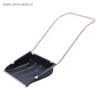 Движок пластиковый для уборки снега, чёрный ковш 600 × 470 мм, металлическая планка, металлическая ручка цвет МИКС