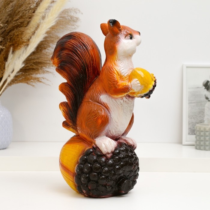 Копилка Копилка "Белка на желуде" 25x15x35 см