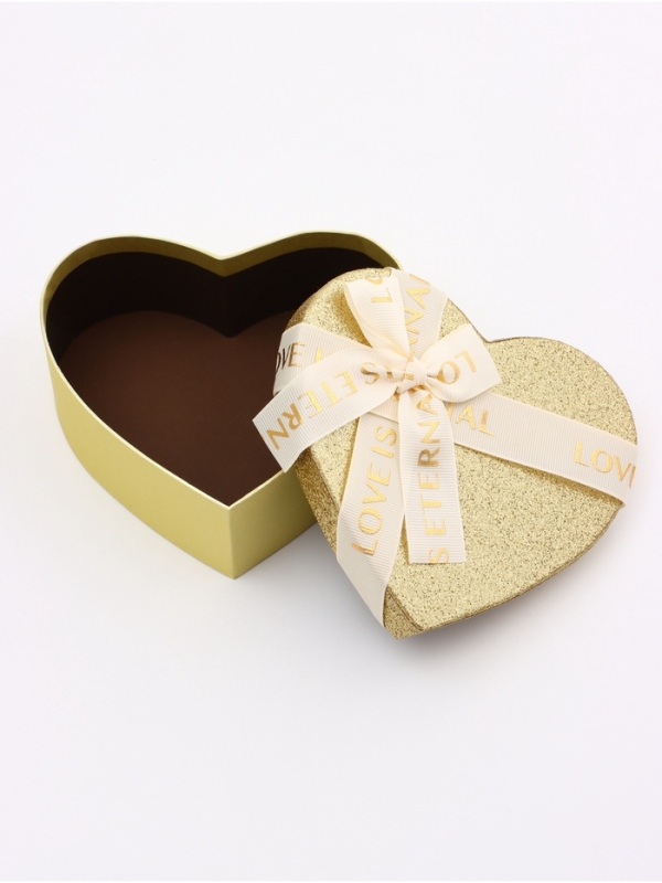 Набор коробок 3 в 1 сердца 22 х 20 х 9;  18.5 х 17 х 7.5; 1 6 х 14 х 6 см