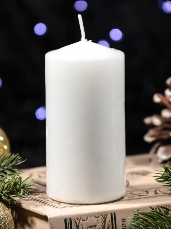 Свеча столб 50*100 мм с накаткой "Символ года" , лошадка, белая