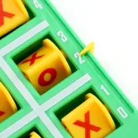 Настольная игра &laquo;Крестики против ноликов. Новый год&raquo;