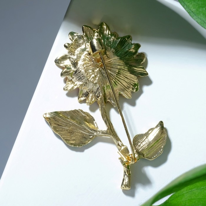 Брошь «Цветок подсолнуха» на стебле, цветная в золоте Брошь «Цветок подсолнуха» на стебле, цветная в золоте