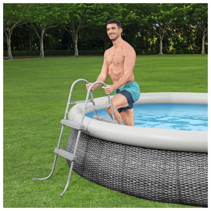 Лестница для бассейнов, высота 84 см, 58430 Bestway Лестница для бассейнов, высота 84 см, 58430 Bestway