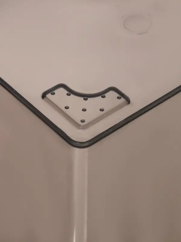 Ящик пластиковый для хранения, с крышкой, объём &mdash; 10 л, прозрачно-чёрный