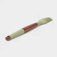 Кисточка кулинарная Magistro, силикон, 25.5&times;3.8 см, зелёная