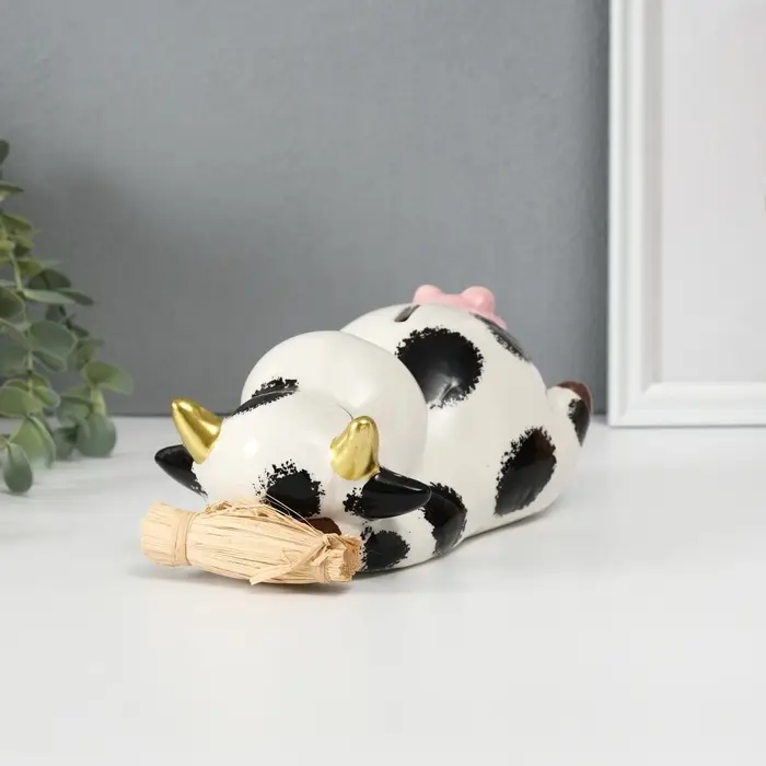 Копилка для денег &laquo;Коровка на сене&raquo;, керамика, 18.5&times;10.8&times;9.7 см