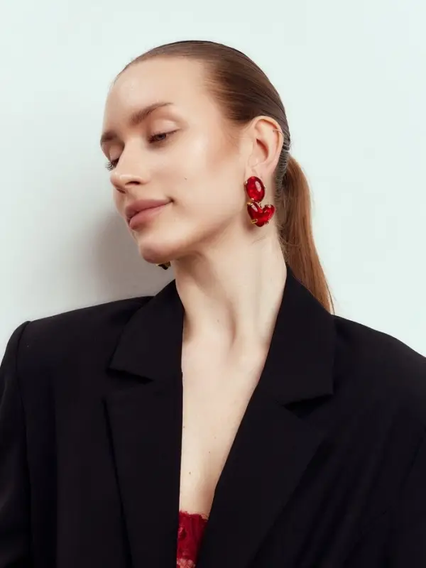 Серьги &laquo;Сердце&raquo; винтаж, красные в золоте