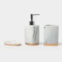 Аксессуары для ванной &laquo;Мрамор&raquo;, 3 предмета, мыльница, дозатор 230 мл, стакан, белые