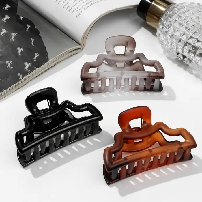 Крабик для волос «Глянец», дуга углы, 7 см, МИКС Крабик для волос «Глянец», дуга углы, 7 см, МИКС