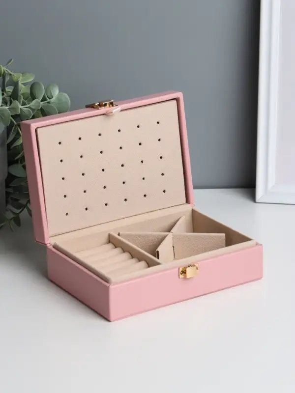 Шкатулка для украшений &laquo;Матовая гладь. Прямоугольная&raquo;, кожзам, розовая, 16&times;11.5&times;5.5 см