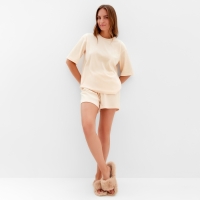 Костюм женский (футболка и шорты) KAFTAN Plushy размер 52-54, молочный