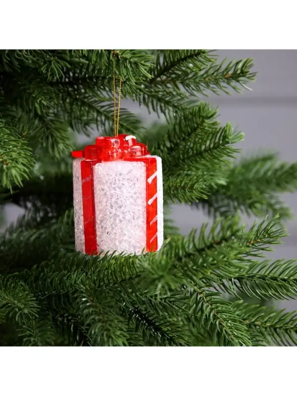 Ёлочная игрушка светодиодная &laquo;Подарок&raquo; 7.5 см, пластик, от батареек AG13&times;3, свечение мульти (RGB)