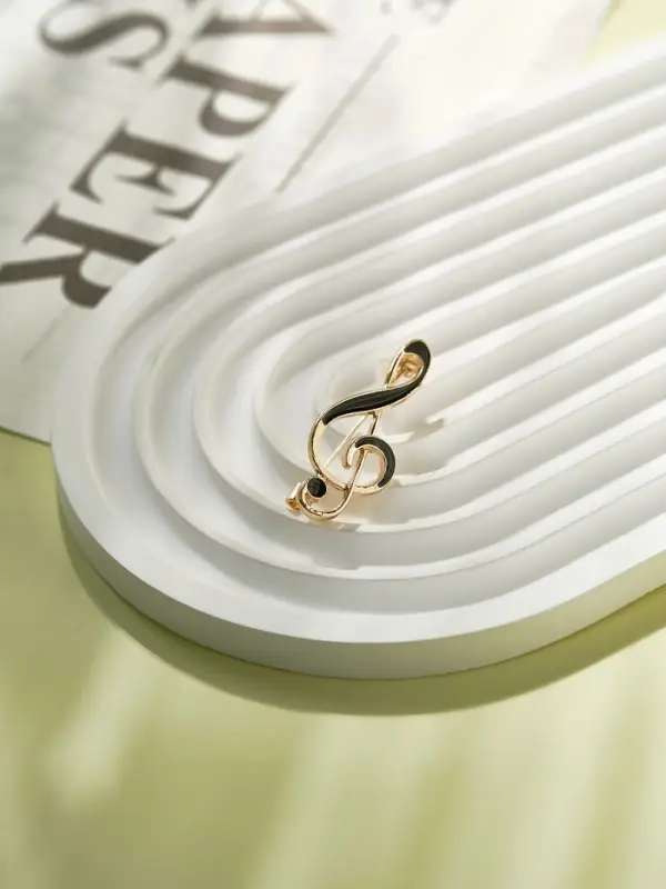 Брошь &laquo;Нота. Скрипичный ключ&raquo;, чёрная в золоте