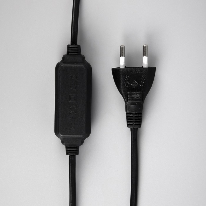 Светодиодная фигура «Дед Мороз», 38 × 50 см, дюралайт, 100 LED, 220 В, свечение красное/зелёное/белое Светодиодная фигура «Дед Мороз», 38 × 50 см, дюралайт, 100 LED, 220 В, свечение красное/зелёное/белое