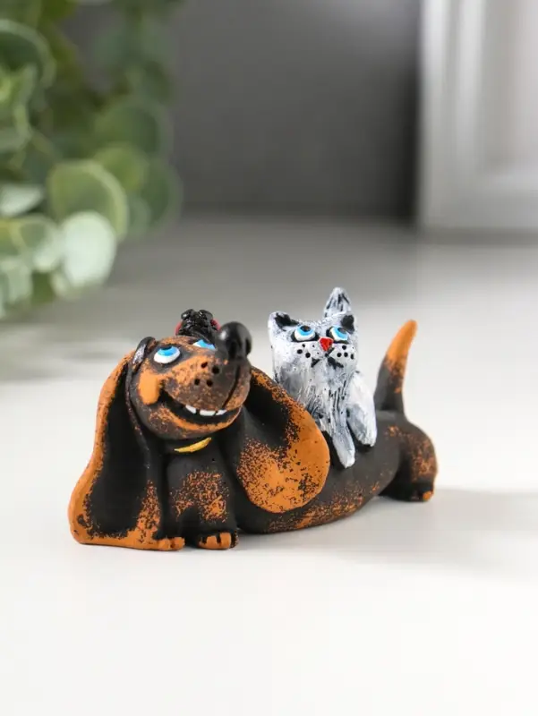 Фигура "Такса с друзьями", 4,9х4,5х8,9см