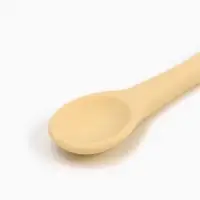 Тарелка детская на присоске и ложка, молочный, Mum&Baby Тарелка детская на присоске и ложка, молочный, Mum&Baby