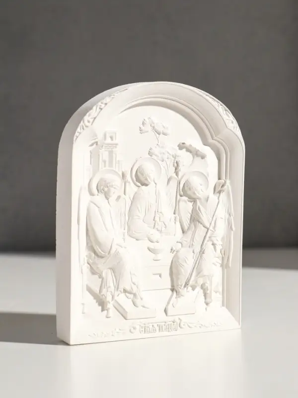 Икона с подвесом Икона с подвесом "Святая троица", размер 12х9х2 см, гипс