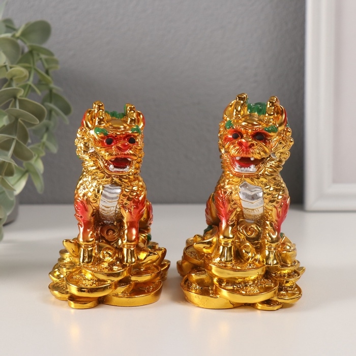 Нэцке полистоун Нэцке полистоун "Кирины на монетах" золото набор 2 шт 6х9х10,5 см