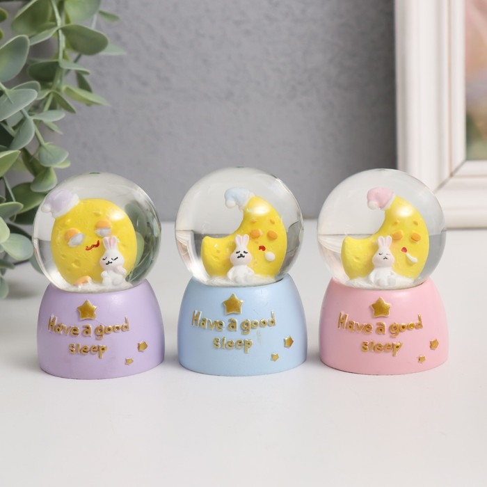 Сувенир полистоун водяной шар свет Сувенир полистоун водяной шар свет "Зайчик на месяце" МИКС 4х4х6,7 см