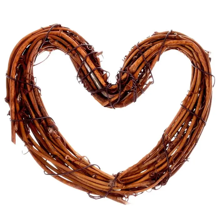 Основа для создания венка «Лиана сухая», на металическом каркасе сердце, 10×9 см