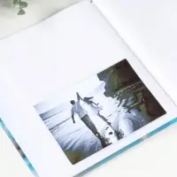 Фотоальбом на 80 фото 10х15 см "Мальчик в клетчатой рубашке с мишкой" в коробке 5х19х22,8 см   10962