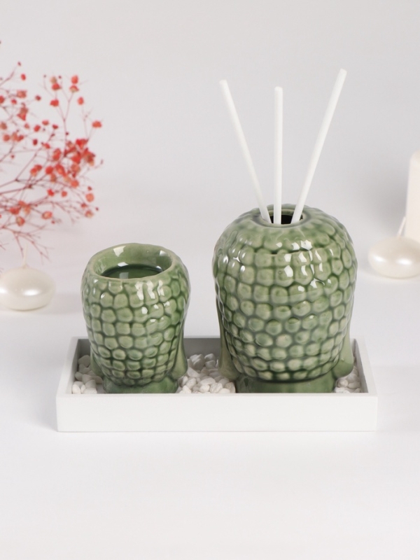 Диффузор керамика + подсвечник  Диффузор керамика + подсвечник "Будды" аромапалочки 3 шт 9х17х10,5 см