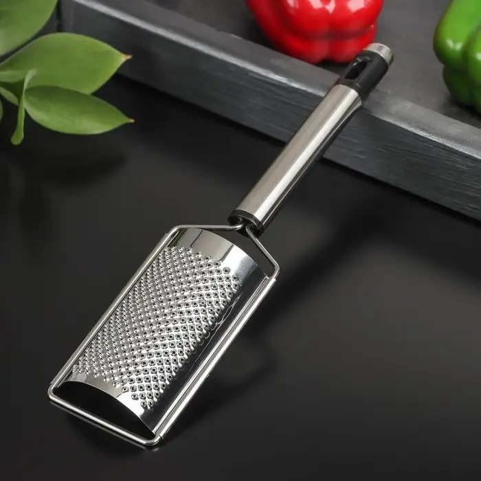 Тёрка для сыра мелкая Доляна Fargo, 23×5×2 см, с ручкой, цвет серебристый Тёрка для сыра мелкая Доляна Fargo, 23×5×2 см, с ручкой, цвет серебристый