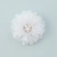 Бант для волос на резинке &laquo;Школьница&raquo;, снежный жемчужный цветок, d=8.5 см, белый