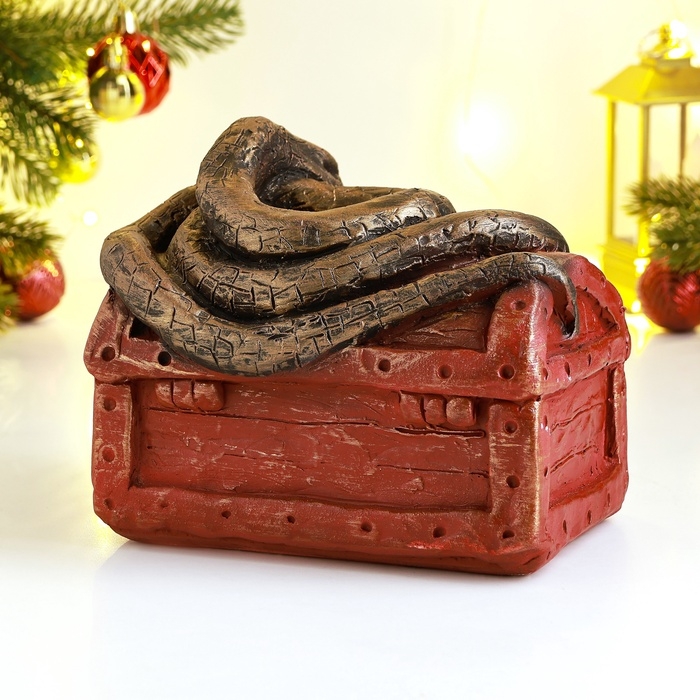 Новый год. Символ 2025. Копилка Новый год. Символ 2025. Копилка "Змея на сундуке" 16х11х14см, цветная