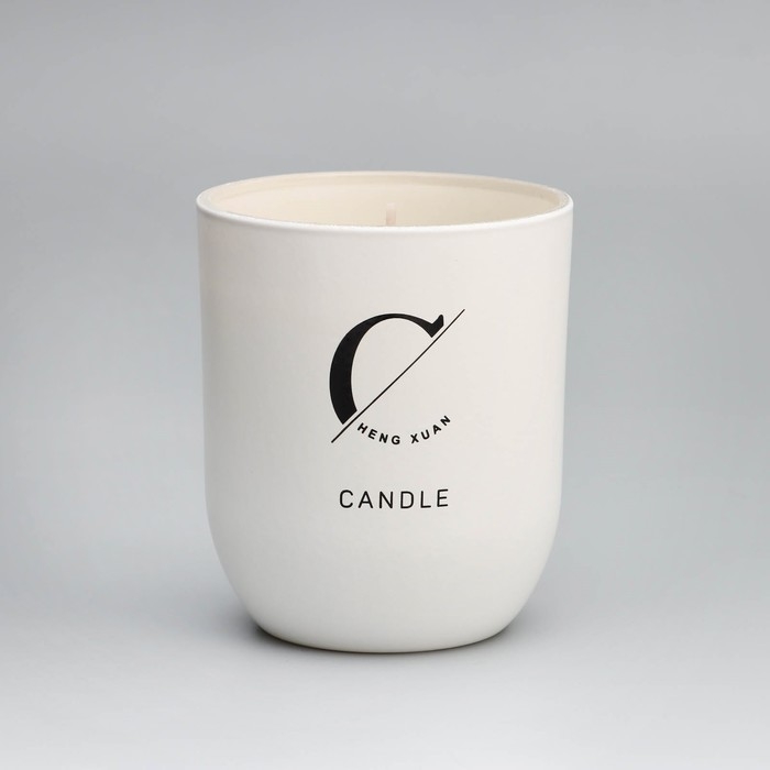 Свеча ароматическая  Свеча ароматическая "Home Fragrance", ирис и сладости, белая, 7х8 см