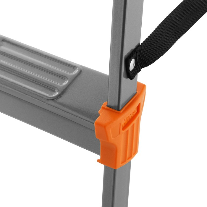 Стремянка Nika СМ8, широкие ступени, высота до рабочей площадки 1720 мм, 8 ступеней Стремянка Nika СМ8, широкие ступени, высота до рабочей площадки 1720 мм, 8 ступеней