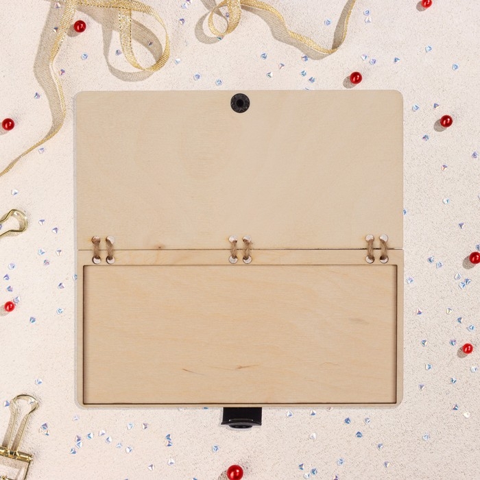 Конверт деревянный "Крутому парню" ручная работа, светлый, пиджак, 16,5х8 см