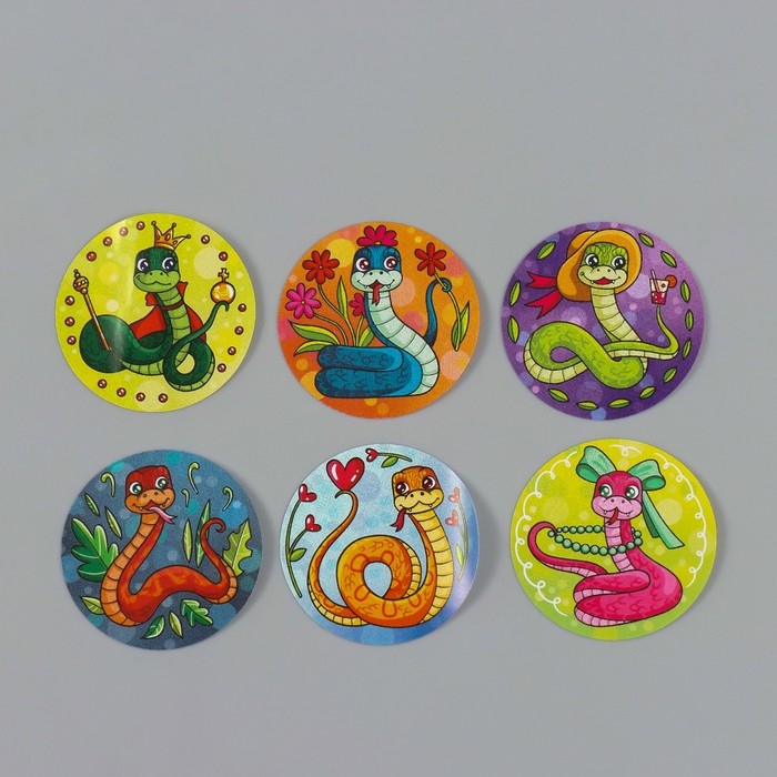 Наклейка бумага Наклейка бумага "Змейки" d=2,5 см 252 шт в рулоне