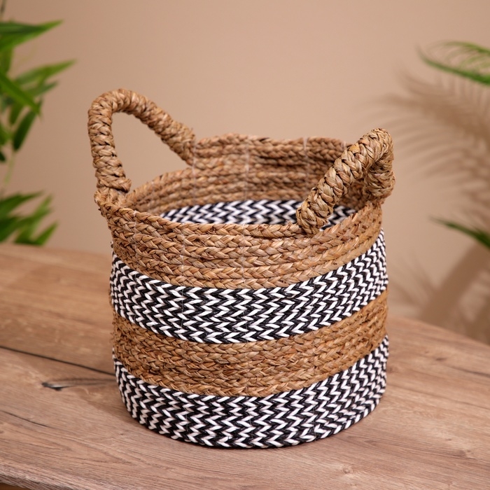 Корзина плетёная 27х27х35 см Корзина плетёная 27х27х35 см