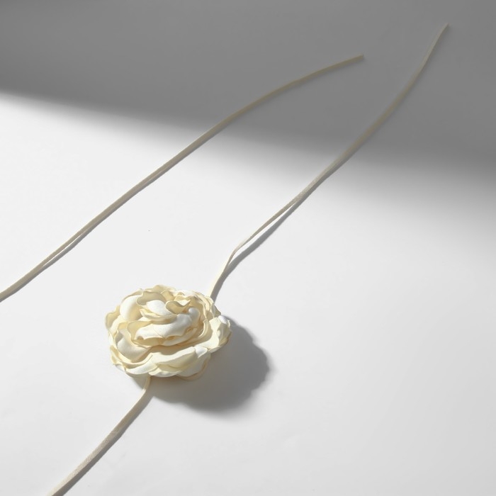 Чокер «Танго» цветок на шнурке, роза тренд, цвет белый Чокер «Танго» цветок на шнурке, роза тренд, цвет белый