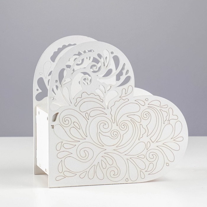 Кашпо деревянное  Кашпо деревянное "Сердце" 18х8,6х14 см белый