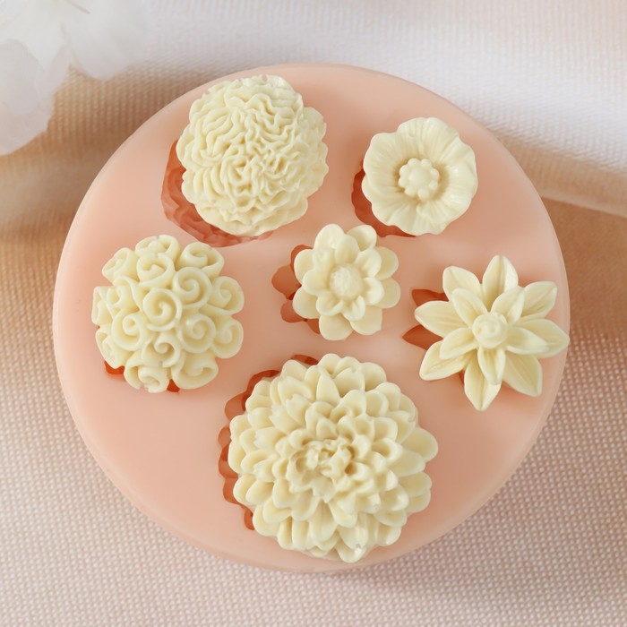 Молд силикон Молд силикон "Садовые цветы" 2,4х2,4х1,4 3х3х0,5 2,5х2,5х0,8 1,6х1,6х0,5 1,7х1,7х0,5 2,