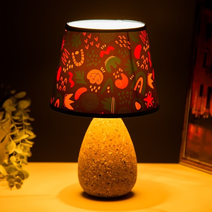 Настольная лампа Настольная лампа "Инона" Е14 15Вт 20х20х32 см RISALUX