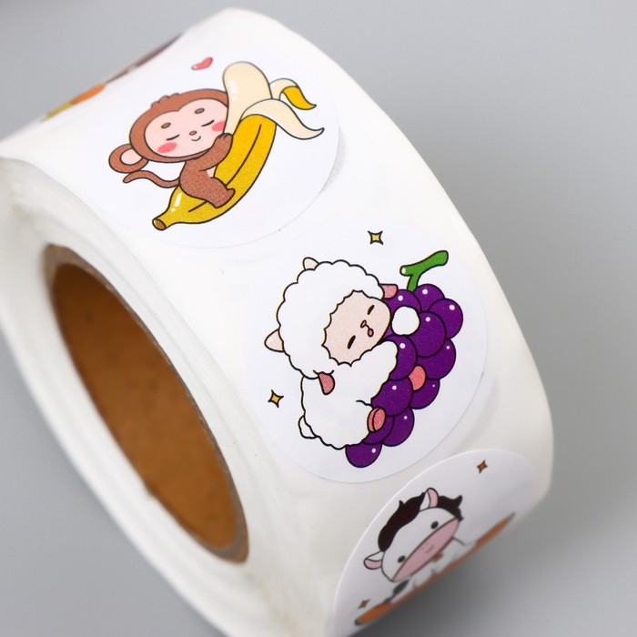 Наклейка бумага Наклейка бумага "Очаровательные крохи" d=2,5 см 500 шт в рулоне 3х6х6 см