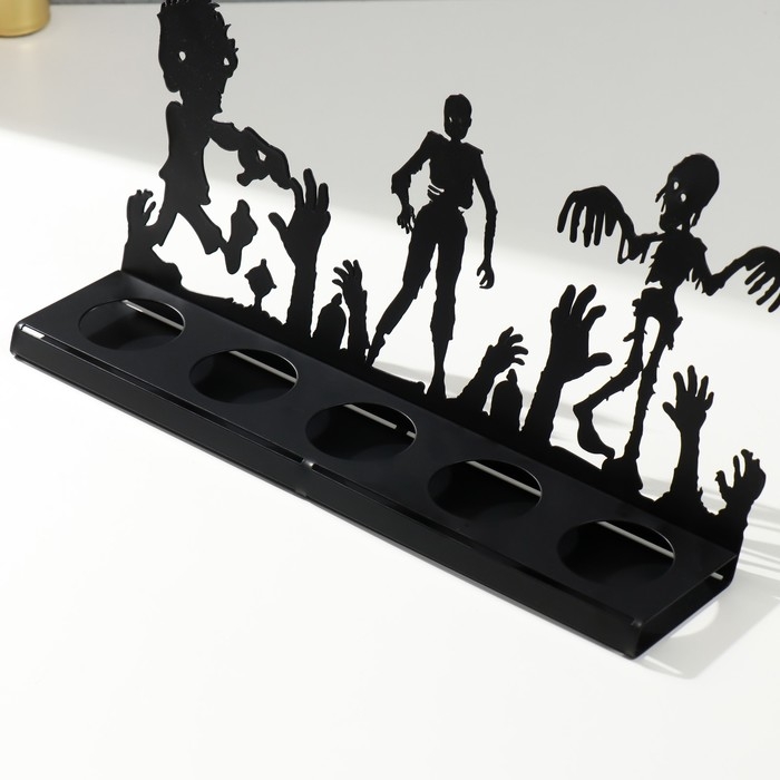 Подсвечник металл на 5 свечей Подсвечник металл на 5 свечей "Хэллоуин. Восставшие" чёрный 17,8х29,5х6 см