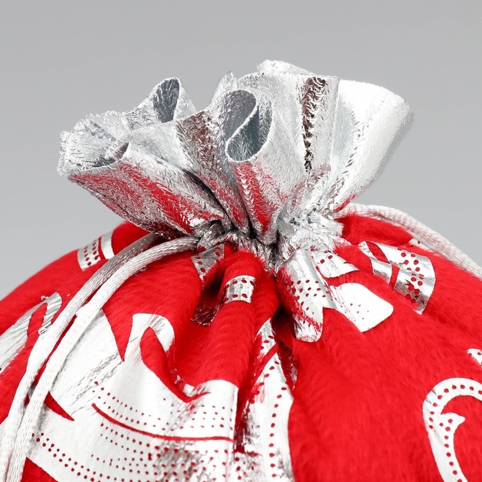 Мешочек подарочный плюш «Дед Мороз», тиснение, 20 х 30 см +/- 1.5 см, Новый год Мешочек подарочный плюш «Дед Мороз», тиснение, 20 х 30 см +/- 1.5 см, Новый год