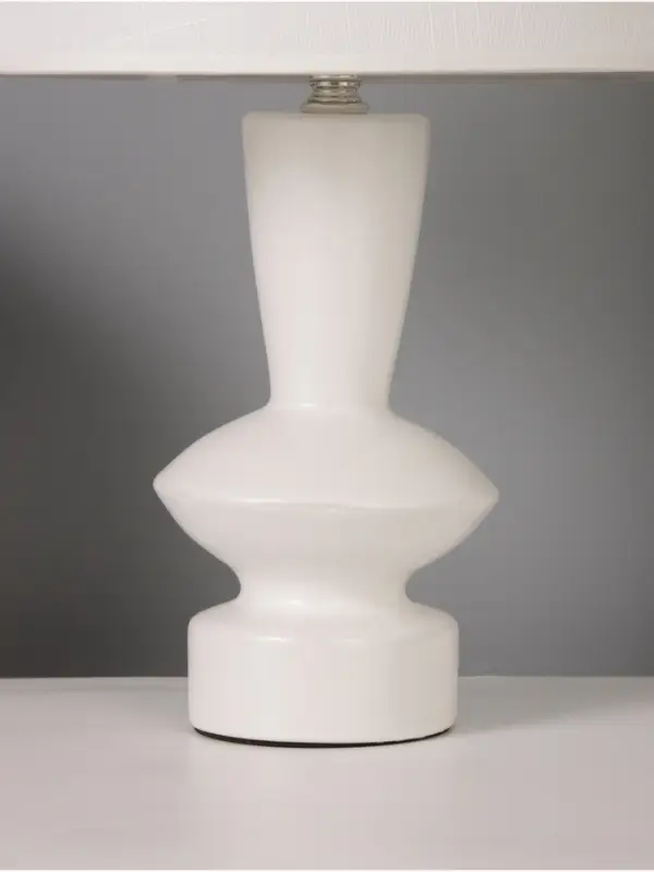 Лампа настольная RISALUX &laquo;Ваза&raquo;, 40 Вт, Е14, белая, 24&times;24&times;38 см