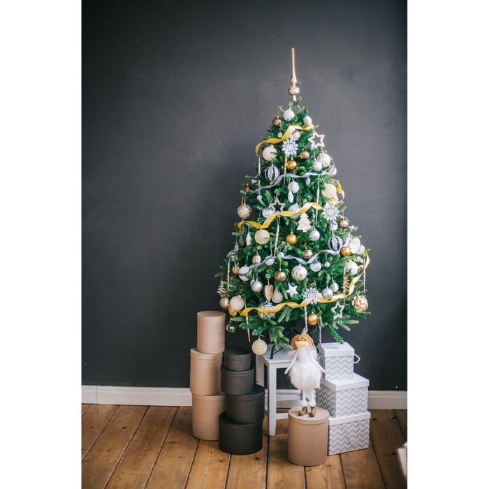 Наконечник Наконечник "Узорная снежинка" 28 см, золото