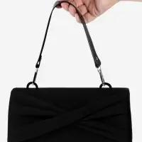 Ручка для сумки из натуральной кожи, с карабинами, 30 &plusmn; 2 см &times; 2.5 см, цвет чёрный/серебряный