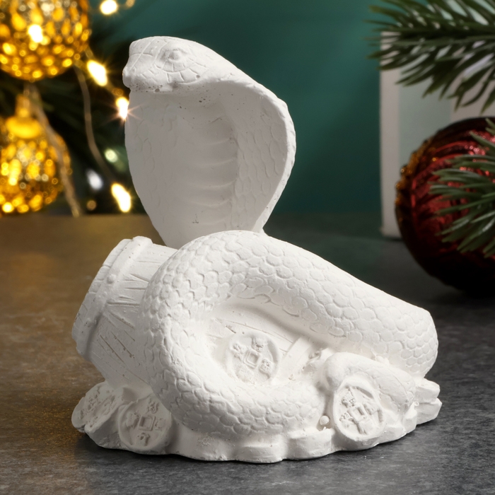 Новый год. Символ 2025. Фигура для раскраски  Новый год. Символ 2025. Фигура для раскраски "Змея на деньгах с бочкой", 6х6х5см