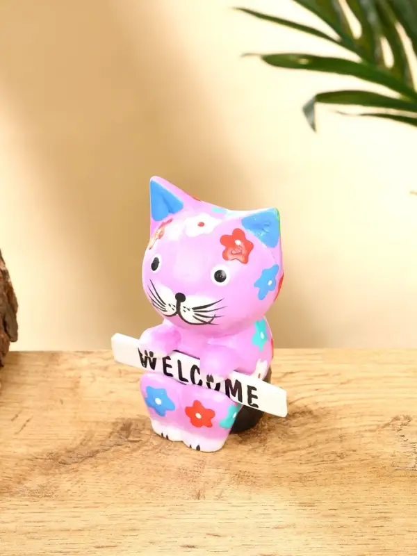 Сувенир  Сувенир "Кот с табличкой WELCOME" дерево 8х5х10 см, цв. сиреневый